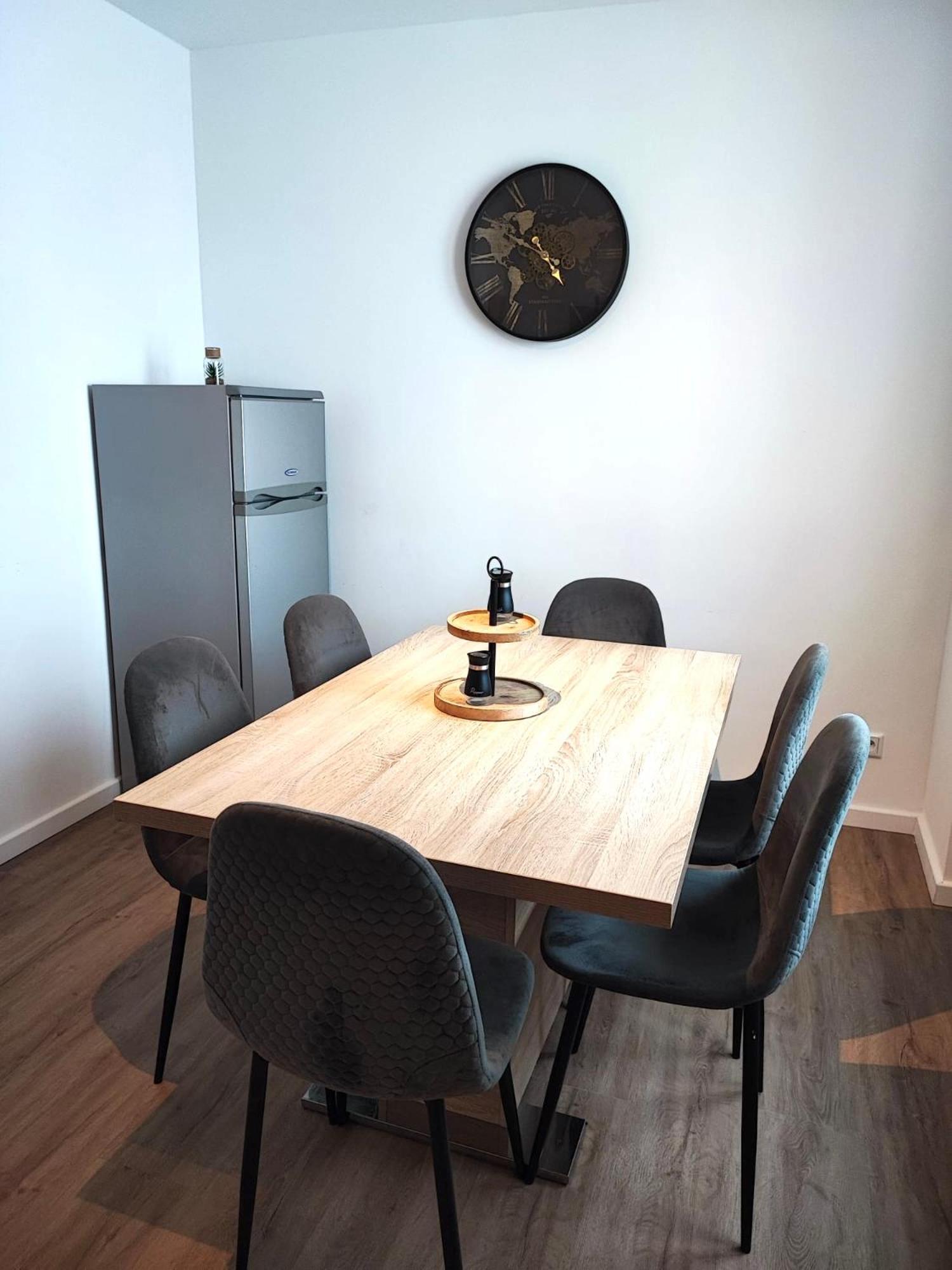 Appartement Rtr Essen - Fuer Bis Zu 8 Personen - Voll Ausgestattet - Zentral Limbecker Platz - Messe - Uniklinikum - Smart Tv - Modern Extérieur photo